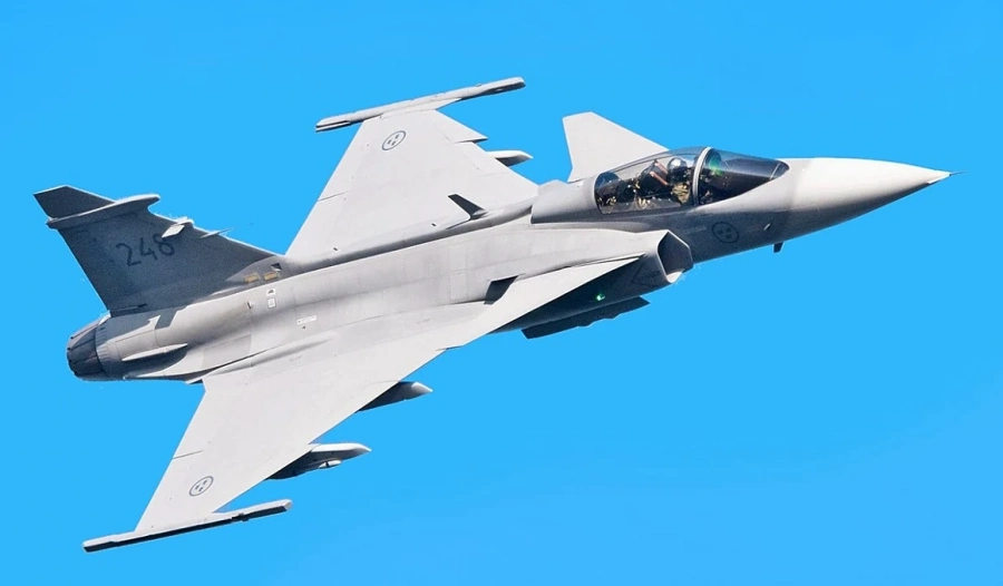 Gripen подобри офертата си