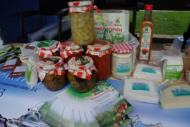 Заради лошите метеорологични условия се отменя коледният фермерски пазар