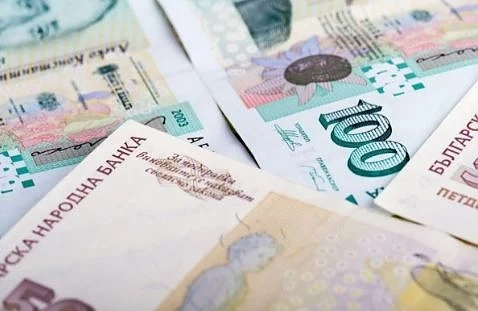 Правителството реши: Минималната работна заплата става 560 лева от 1 януари 2019 г.