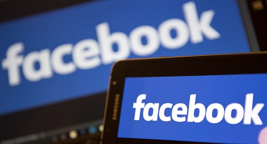 Акциите на Facebook се сринаха 
