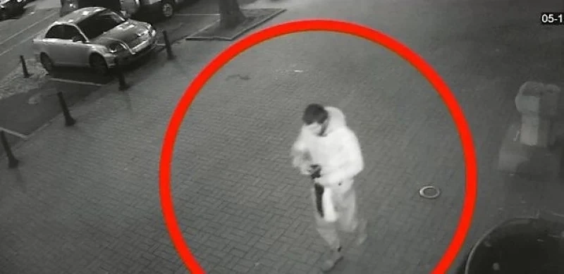 Камери заснели задигането на статуята Аполон Медикус 
