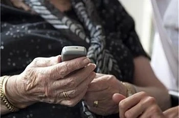 82-годишна баба даде 8 бона на телефонни измамници 