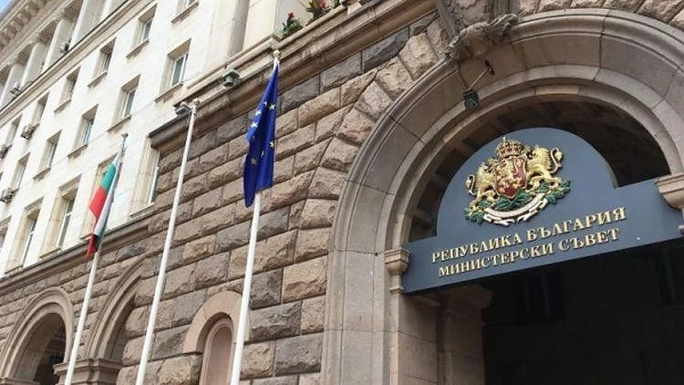 Кабинетът одобри списък с 14 защитени професии