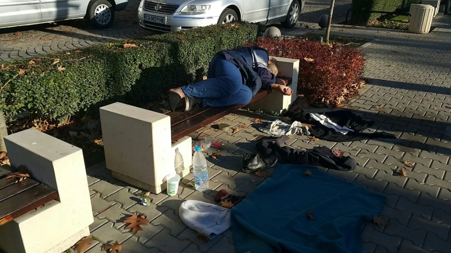 Все повече хора търсят подслон в Кризисния център за бездомни в София