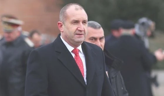 Румен Радев: Конкурсът за изтребители е опорочен