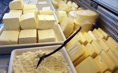 От 14 януари - имитиращите млечни продукти отделно в магазина