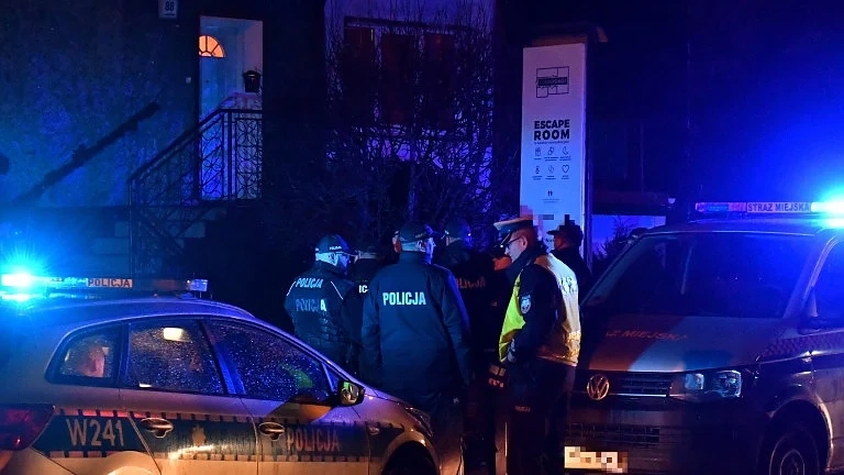 Полша затваря 13 ескейп стаи след смъртта на 5 момичета при пожар