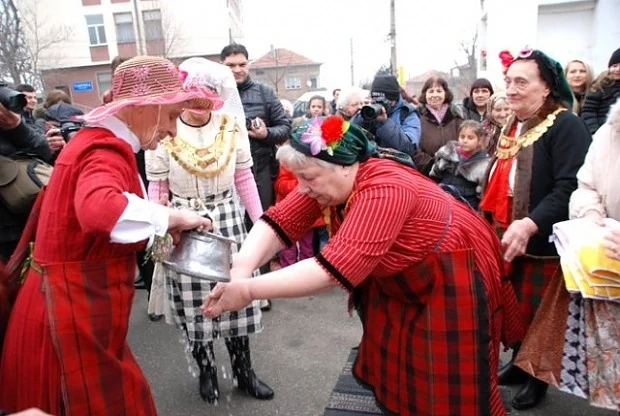 Отбелязваме Бабинден