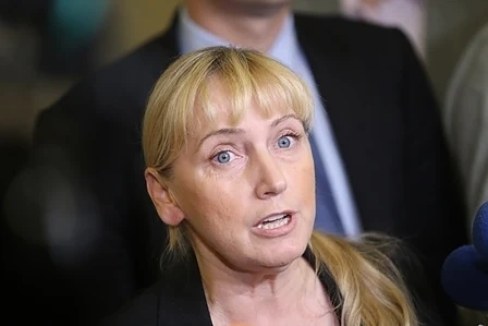 Повдигнаха обвинение на Елена Йончева за пране на пари