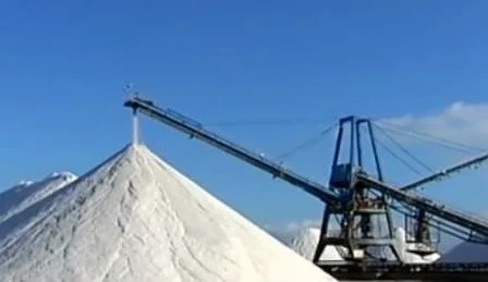 Недостиг на сол за почистване на пътищата в няколко европейски страни