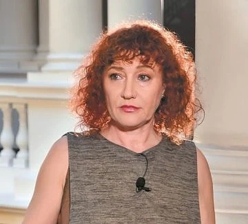 Гонят Валя Ахчиева от БНТ