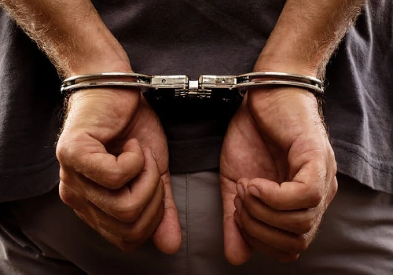 Задържаха двама, повредили 30 коли в „Младост“