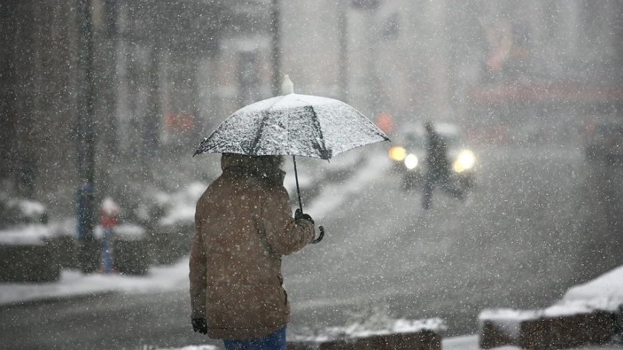 Отново валежи от дъжд и сняг, температурите около –2°C