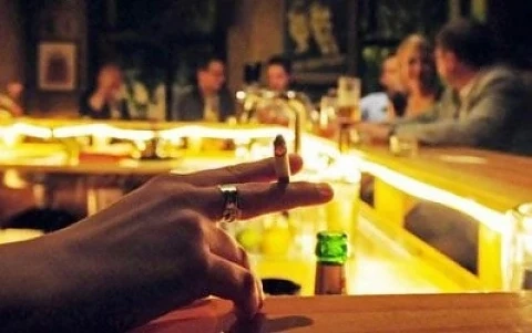 Инспектори плъзнаха по заведенията!