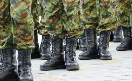 Сърбия отново въвежда военно обучение в гимназиите
