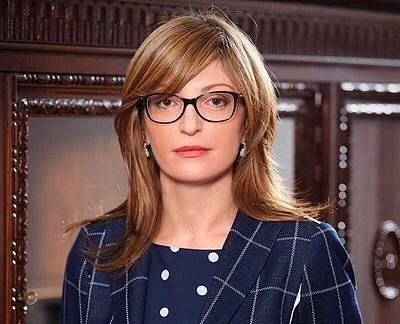 Екатерина Захариева: Важно е жената да се приема като равна 