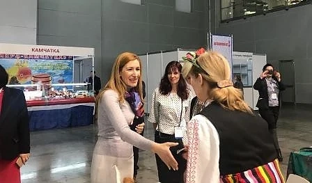 Ангелкова откри българския щанд на изложението Интурмаркет 2019 в Москва (СНИМКИ)