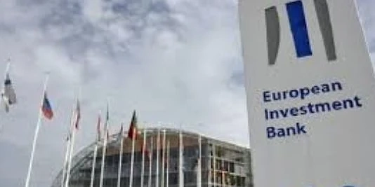 Eвpoпeйcĸaтa инвecтициoннa бaнĸa e финaнcиpaлa Бългapия c 1.5 милиapдa eвpo