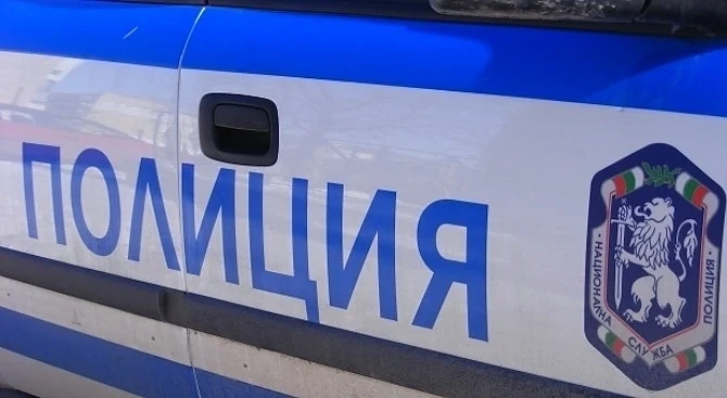 Кола с два трупа откриха в гараж в Пловдив