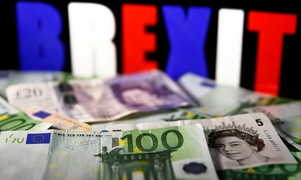 Какво ще се случи с работещите българи в Англия след Brexit 