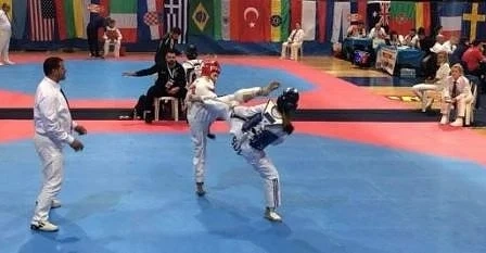 16 златни медала за България на старта на мултиевропейското по таекуондо