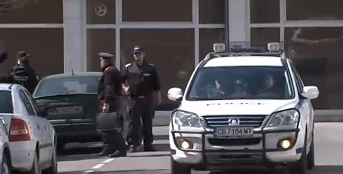 Спецакция в Първо РУ в Благоевград (СНИМКИ)