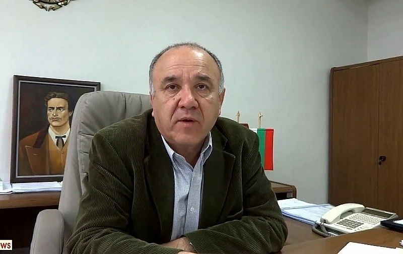Съдът отстрани от длъжност кмета на Червен бряг   