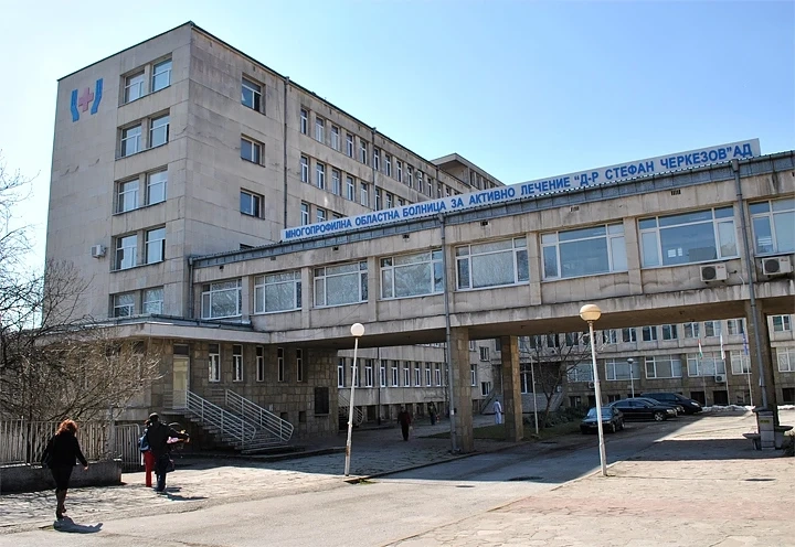 Инфаркт едва не покоси младо момче, заради размотаващи се лекари  