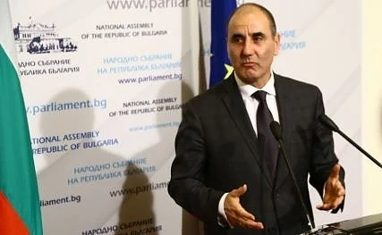 Гласуват оставката на Цветанов 