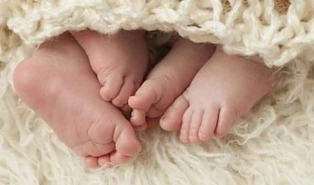 Жена роди два пъти в рамките на месец 