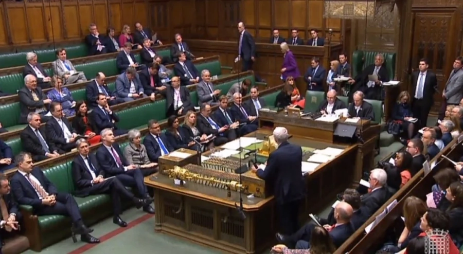 Четири алтернативи на Brexit бяха отхвърлени от британските депутати