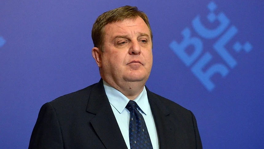 Каракачанов към БСП: Не ми стойте по студиата, а се върнете в парламента