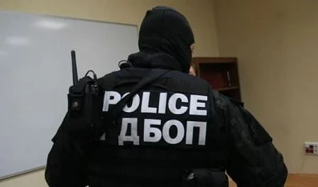 Разследват служители от „Автомобилна администрация“ – Перник за подкупи