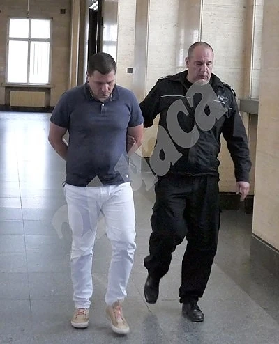 Бившият приятел на Иванчева, пак строи детски площадки