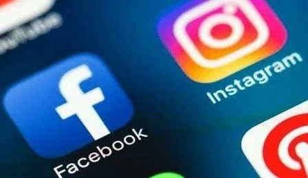 Facebook и Instagram се сринаха