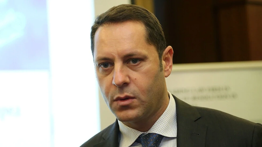 Прокуратурата сезира КПКОНПИ за Манолев