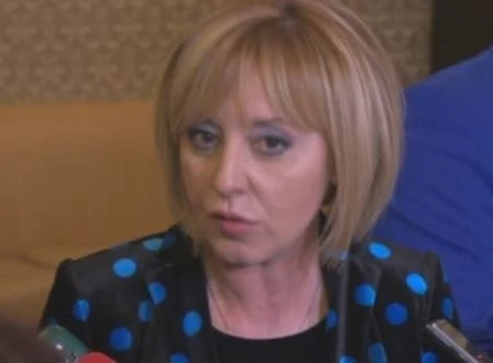 Омбудсманът Мая Манолова в момента няма планове за друг пост