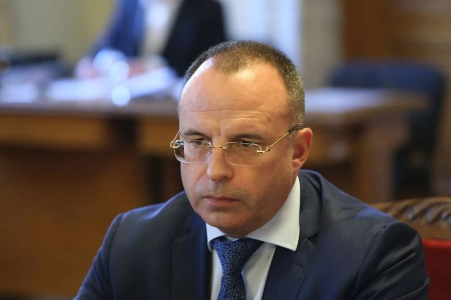 Поискаха оставката на Румен Порожанов