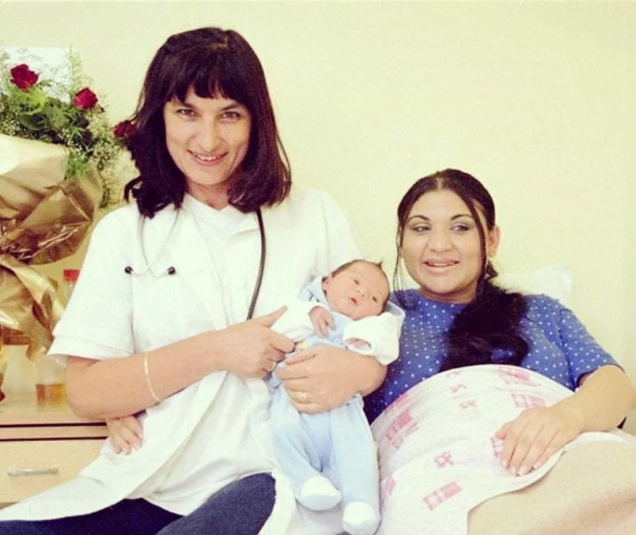 Софи Маринова пусна снимка от родилното