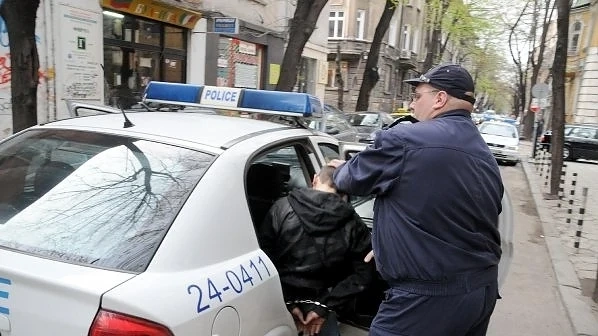 Провежда се спецакция срещу наркодилъри в кв. \