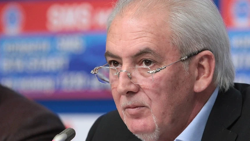Близки на загиналото бебе в катастрофата с Лютви Местан: Не помогна, стоя в колата си половин час