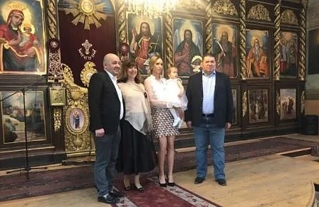 Годжи кръсти дъщеря си (СНИМКИ)
