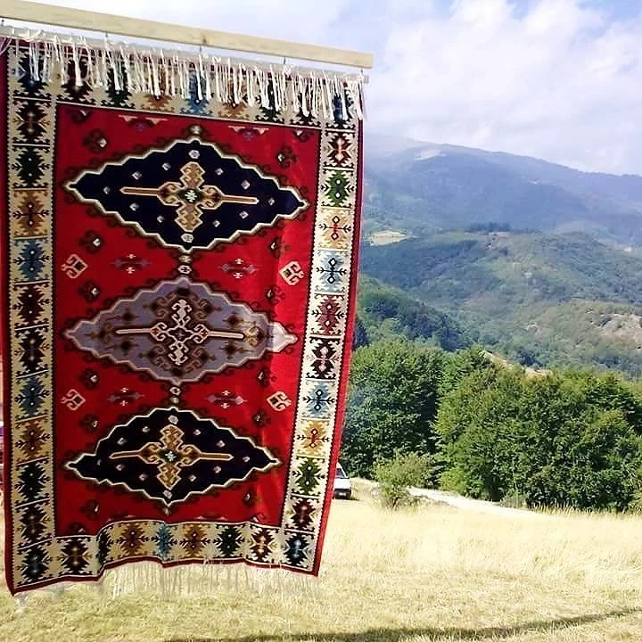 Фестивал на чипровския килим