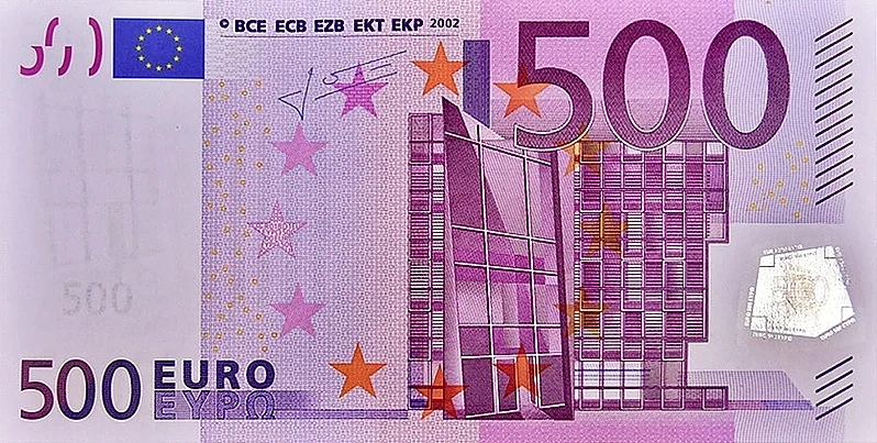 Край с банкнотите по 500 евро 