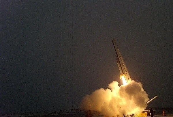 Северна Корея осъществила военно учение за нанасяне на далечен удар