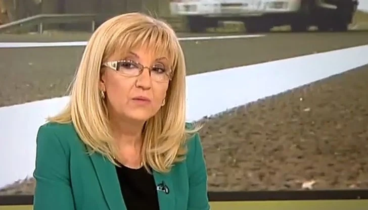 Петя Аврамова: 8000 километра от републиканската пътна мрежа са в лошо състояние