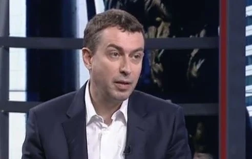 Арх. Здравков през 2018 г: Разрешението за сградата \