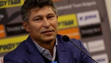 Балъков разпрати първите си повиквателни към футболистите
