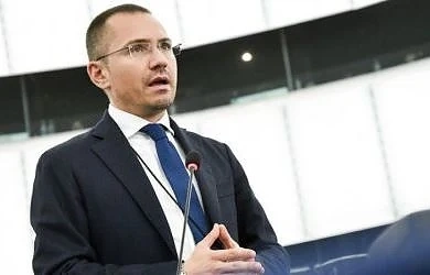 Ангел Джамбазки e единственият българският представител в топ 10 по активност в Европейския парламент