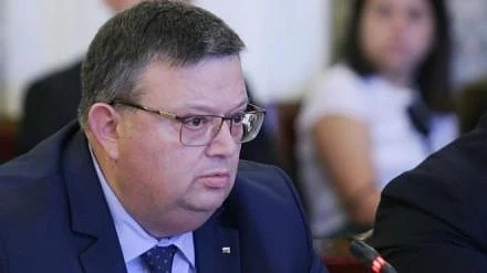 Цацаров: Декларирал съм всичките си имоти, нямам какво да крия